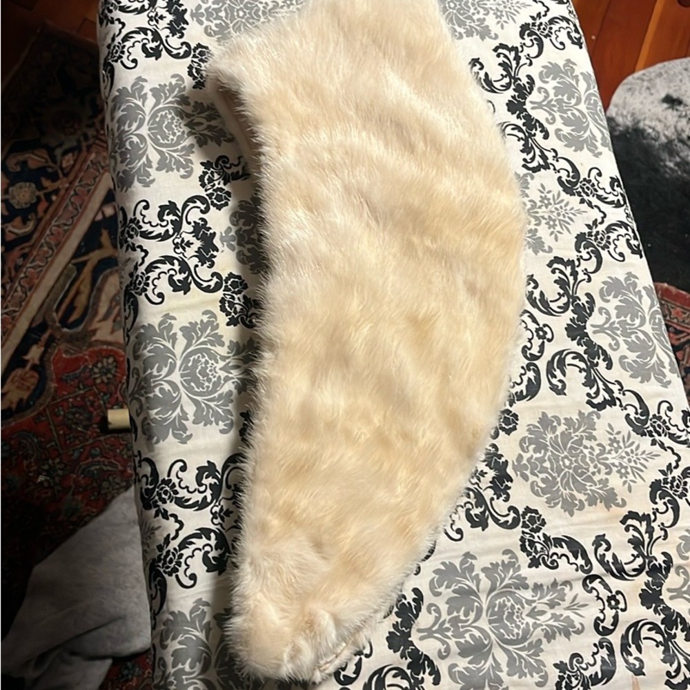 Vintage White Mink Collar